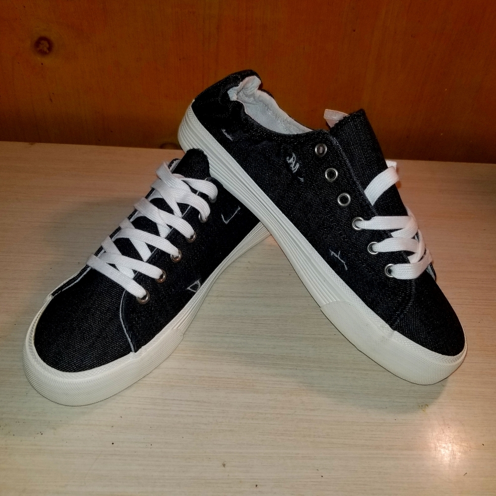 Babaya Slip Ons